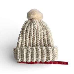 Chunky crochet cream toque